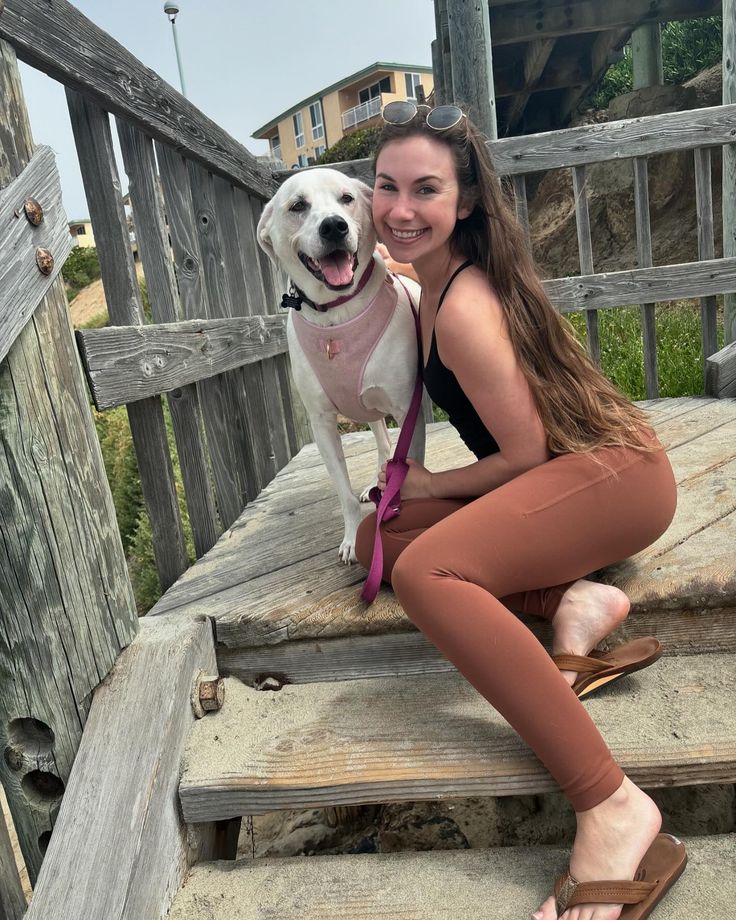 files/Woman_with_dog.jpg